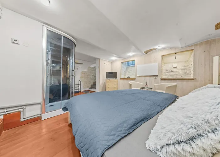 Underground In The Heart Of The Apartmán *